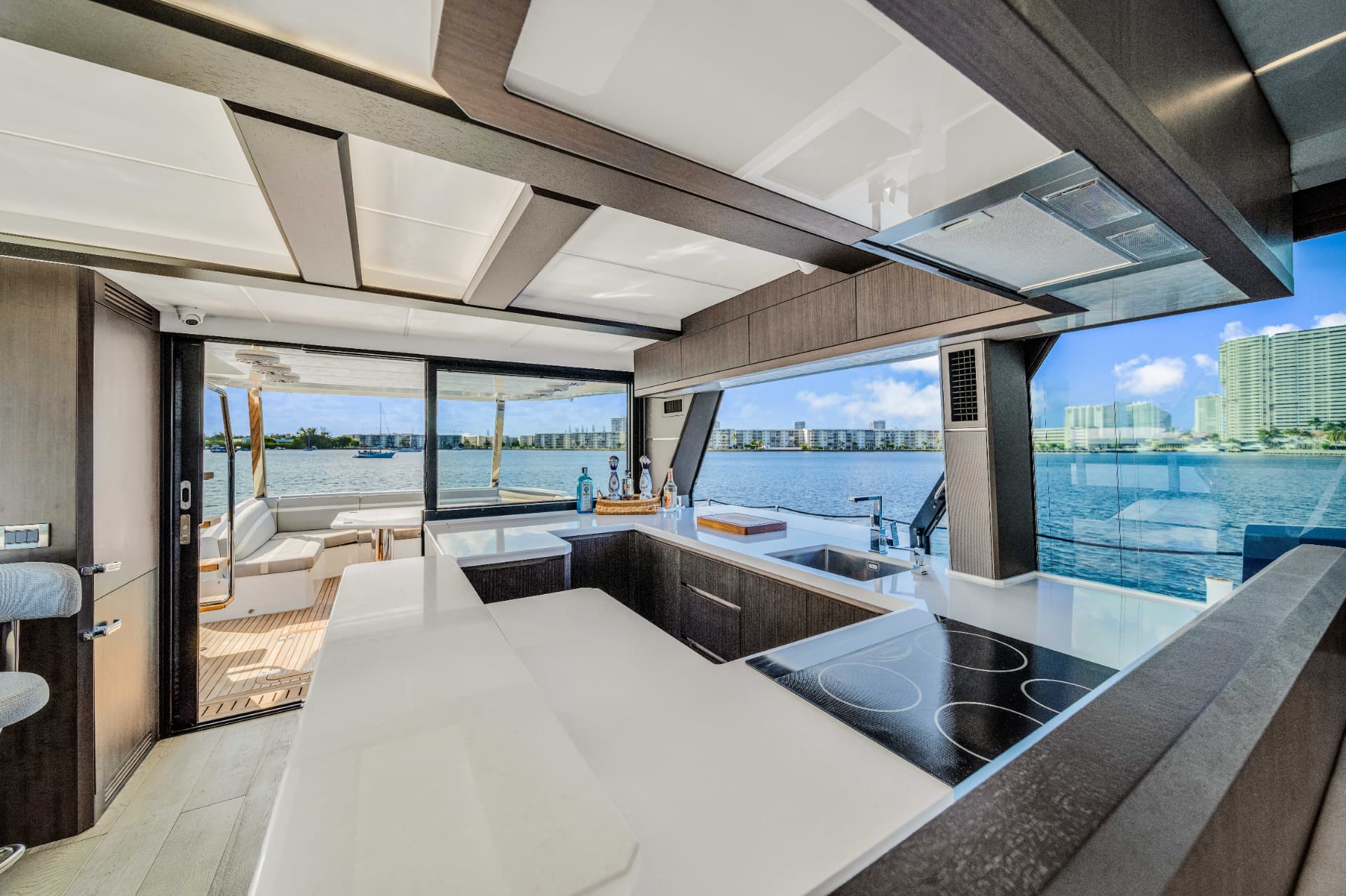 68' Galeon photo 7