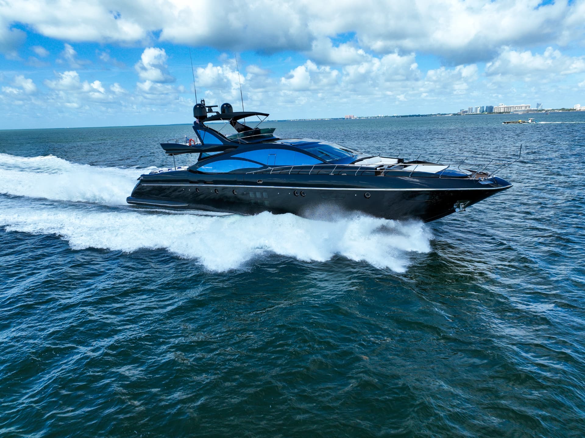103' Azimut Black Edition