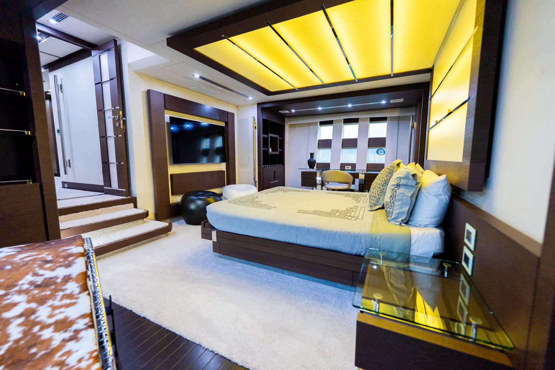 103' Azimut Black Edition photo 8