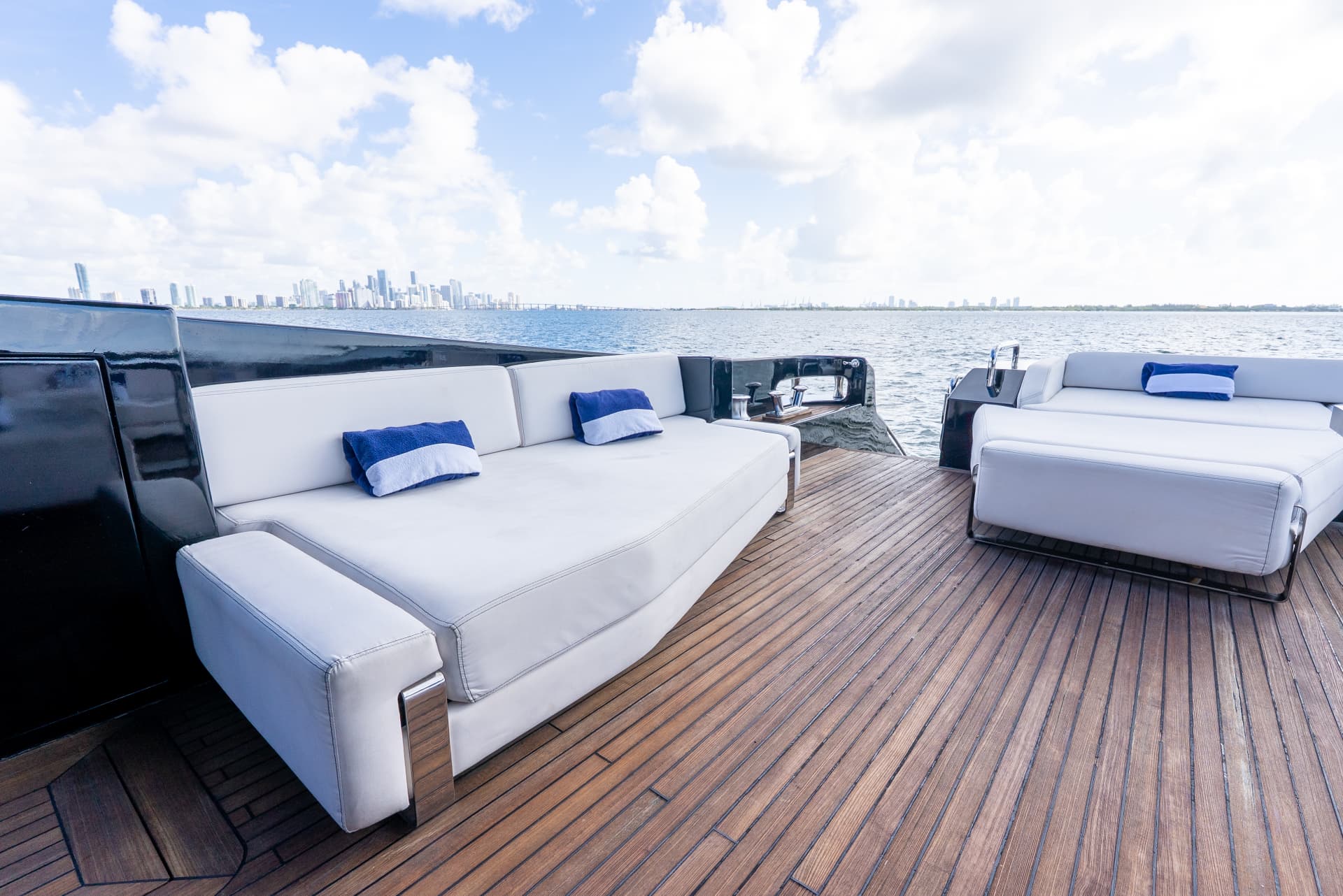 103' Azimut Black Edition photo 6