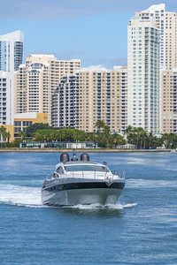50' Pershing photo 2