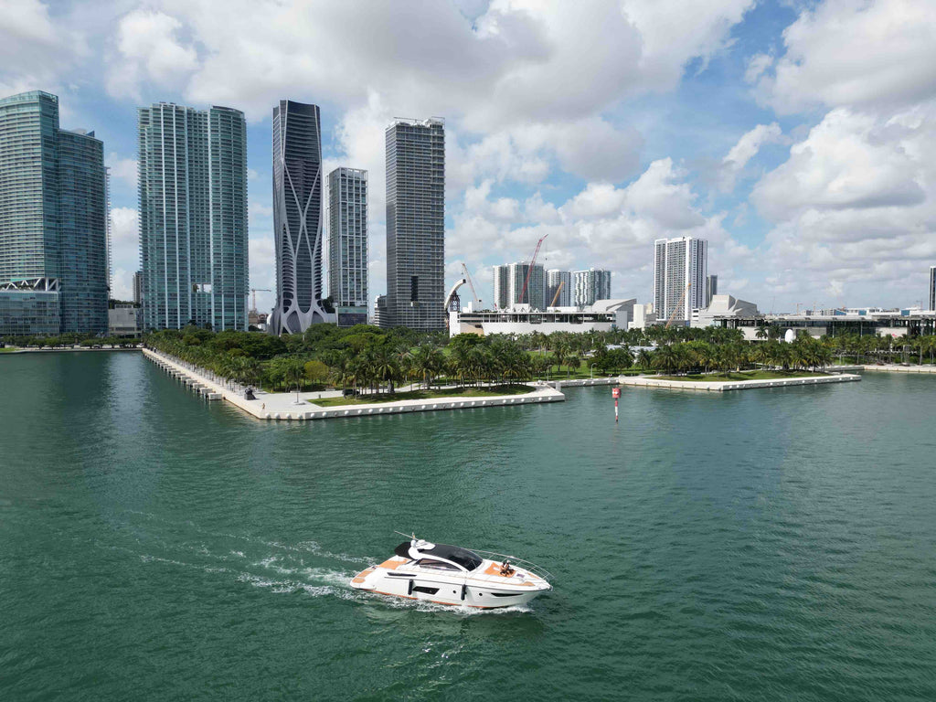 52′ Azimut Atlantis