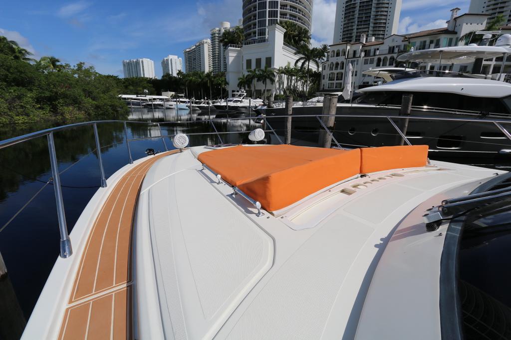 52′ Azimut Atlantis