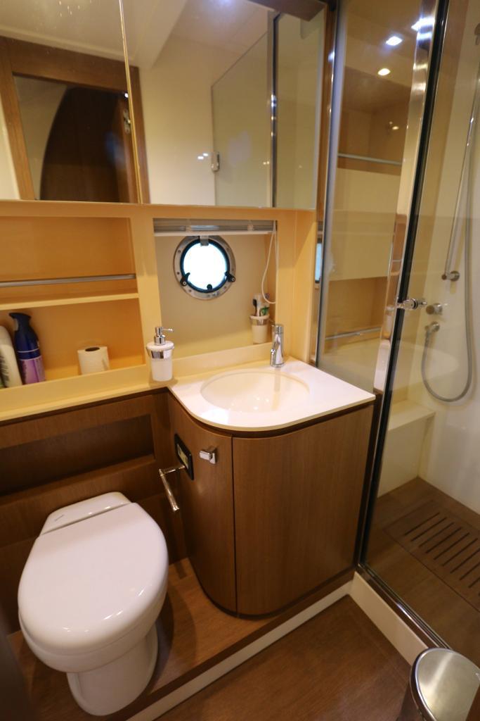 52′ Azimut Atlantis